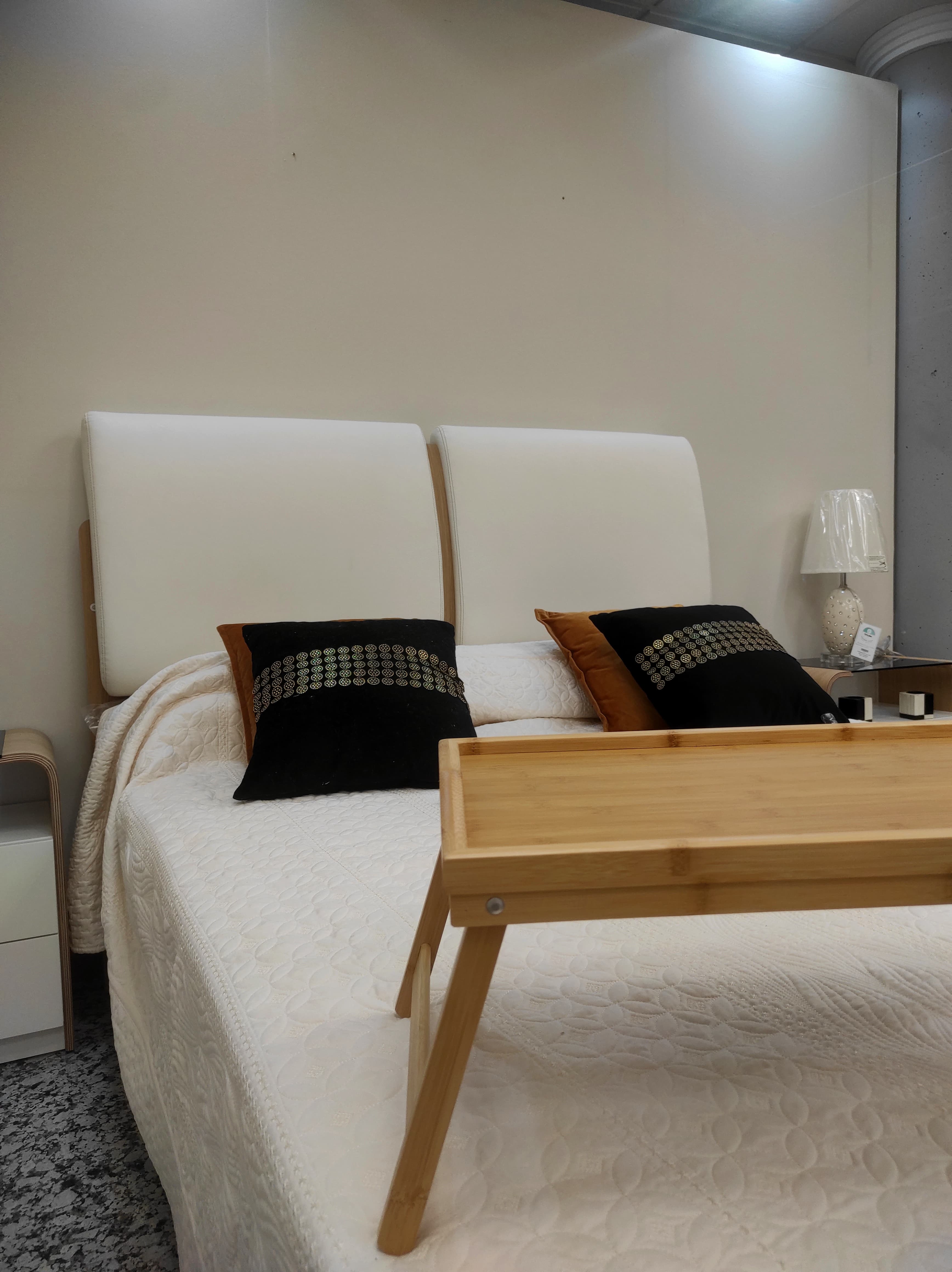 Muebles de Almohadas en Guadix